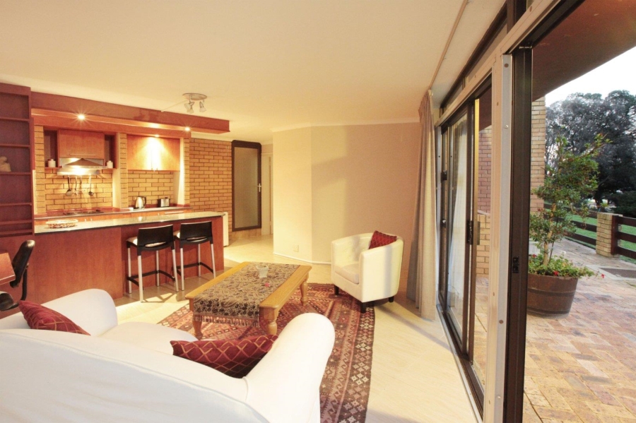 To Let 5 Bedroom Property for Rent in Welgemoed Western Cape